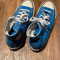 コンバース ブルー ミドルカット スニーカーの画像