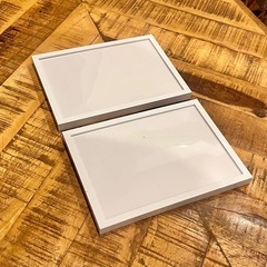 ホワイトフォトフレーム2個セットの画像
