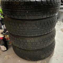 スタットレスの画像