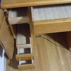 【11/13まで】ドレッサー（三面鏡）電源コードあり/の画像