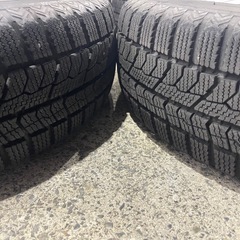 165/70R14 21年製バリ溝 スタッドレス ホイールセット の画像