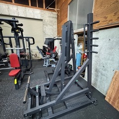 スタンディングチェストプレスの画像