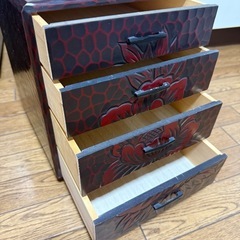 昭和レトロ　鎌倉彫ミニ箪笥　小物入れの画像