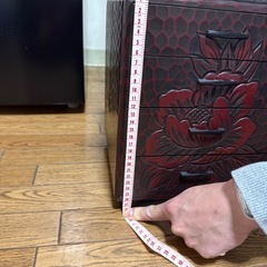 昭和レトロ　鎌倉彫ミニ箪笥　小物入れの画像