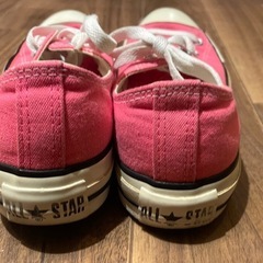 コンバース ピンク スニーカーの画像