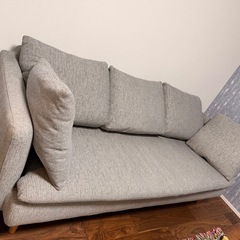 ソファー　unicoの画像