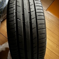 265/50--20タイヤホイールセットの画像