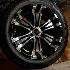 265/50--20タイヤホイールセットの画像