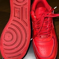 再々投稿明日取引できる方NIKEエアフォース1の画像
