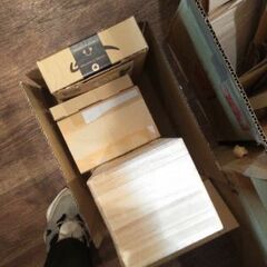 各種ダンボール　緩衝材　一升瓶木箱の画像