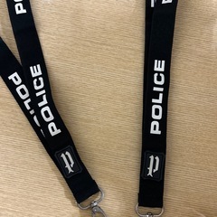51)【無料　POLICE ネックストラップ】の画像