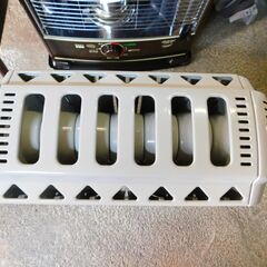 【JM876】デロンギ De’Longhi オイルヒーター  DeLonghi D071249EFS  DRAGON 3の画像