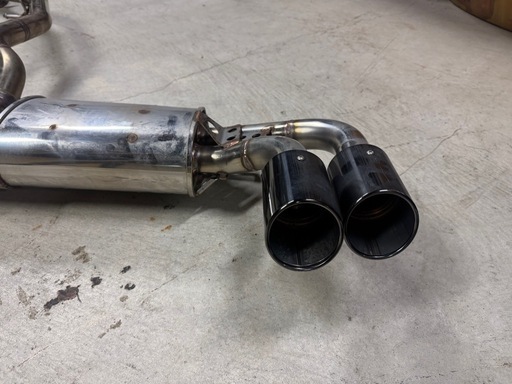 クラウンスポーツ 柿本ワンオフマフラー