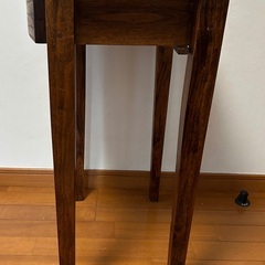 引出付ハーフラウンドテーブルの画像