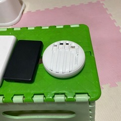 バックアップバッテリー充電器の画像