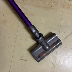 54)【無料　ダイソン掃除機　充電器なし】の画像