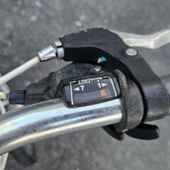 ✨️ジモティー割引✨️【ジャングルジャングル堺初芝店】 小径車　ホワイト　20インチ　変速付き　堺市（東区　西区　北区　南区　堺区　美原区）高石市　泉大津市　忠岡町　和泉市　松原市　大阪狭山市の画像