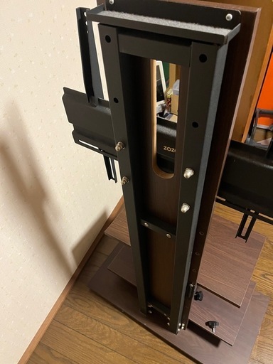 【取引停止中】アイリスオーヤマ　壁掛け風テレビスタンド