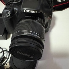 Canonデジタル一眼レフEDS KISS x4の画像