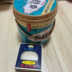 蚊取り線香と蝋燭の画像