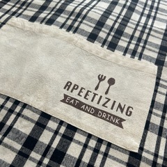 チェックエプロンの画像