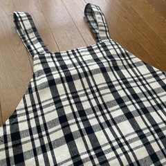 チェックエプロンの画像