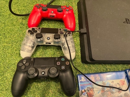 決まりましたＰＳ4PlayStation本体、コントローラー3つ、ソフトまとめて