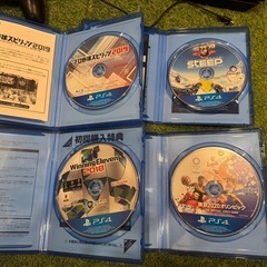 ＰＳ4PlayStation本体、コントローラー3つ、ソフトまとめての画像