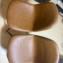 ダイニングテーブル(椅子２つ！)の画像