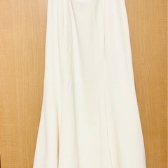 ホワイト マーメイドスカート 未使用の画像