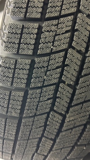 スタッドレスタイヤ　アルミモデューロ　165/70r14 ナンカン　 決まりました　　
バリ目　