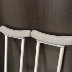 松葉杖 Amazonで4945円で販売中の商品です
の画像