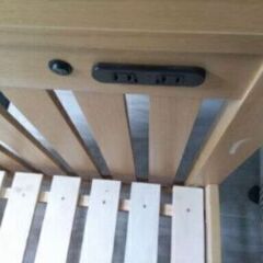 BLACK FRIDAY セール！札幌市近郊の方限定！送料無料！シングルすのこベッド コンセント、照明付きの画像