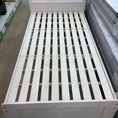 ベッド ホワイトの画像