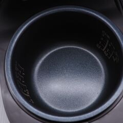 2020年製 東芝 TOSHIBA マイコン小型炊飯器 配達設置対応・一ヶ月保証 黒釜 3合炊き ブラック RC-5MFM(K)の画像