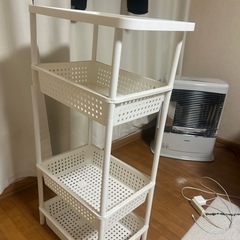 【決定】白い棚の画像