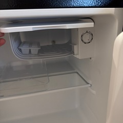 こがたれいぞうこ小型冷蔵庫の画像