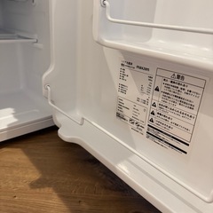 こがたれいぞうこ小型冷蔵庫の画像