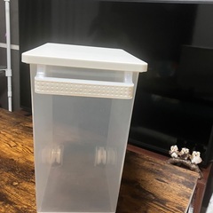 米びつ10kg用(未使用）の画像