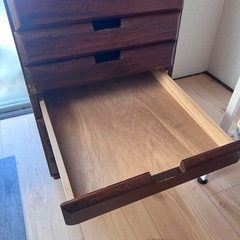 アンティーク家具の画像