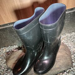 スノーダンプ　昨年購入数回使用　11/15(土)引き渡し　長靴サービスの画像