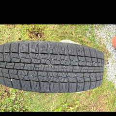 スタッドレス175/66R14ナット付きオートバックスの画像