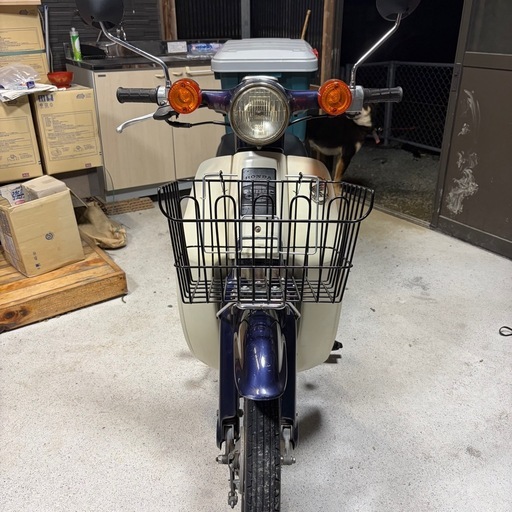 ホンダスーパーカブ50でデラックス