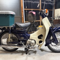 ホンダスーパーカブ50でデラックスの画像