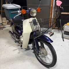 ホンダスーパーカブ50でデラックスの画像