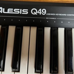 Alesis Q49 USB/MIDIキーボードコントローラーの画像