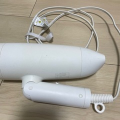 サロニア　ドライヤーの画像