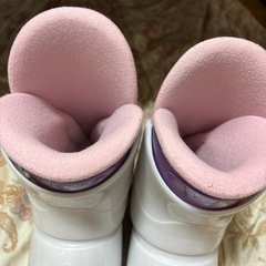 スキー靴　22センチ
の画像