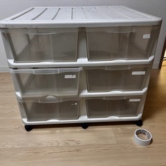 衣装ケースの画像