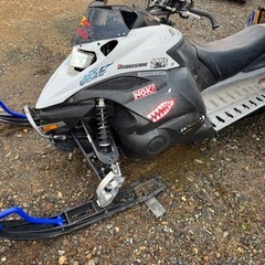 ヤマハ　ナイトロ　スノーモービル　R-TXの画像